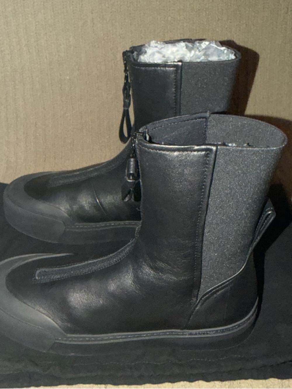 Emporio Armani Black Front-Zip Leather Ankle Booties - Picture 2 of 7